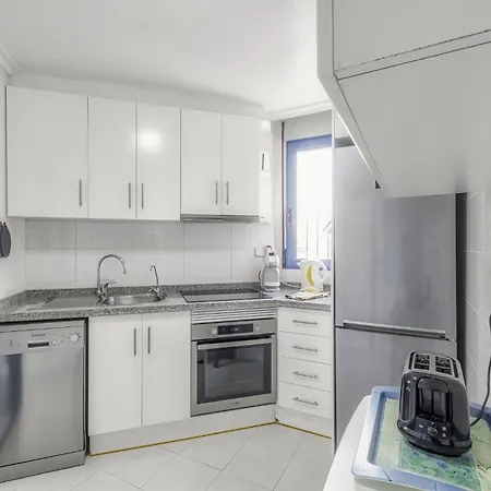 Luxe 1ste Lijns Aan Zee Apartment