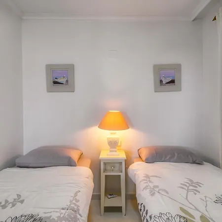 Luxe 1ste Lijns Aan Zee Daire *